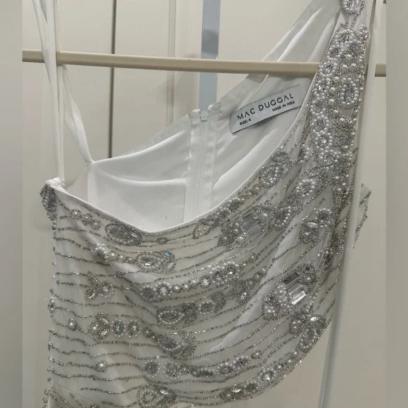 MAC DUGGAL 10880 BEADED ONE SHOULDER CUTOUT ASYMMETRICAL WHITE GOWN sz 4